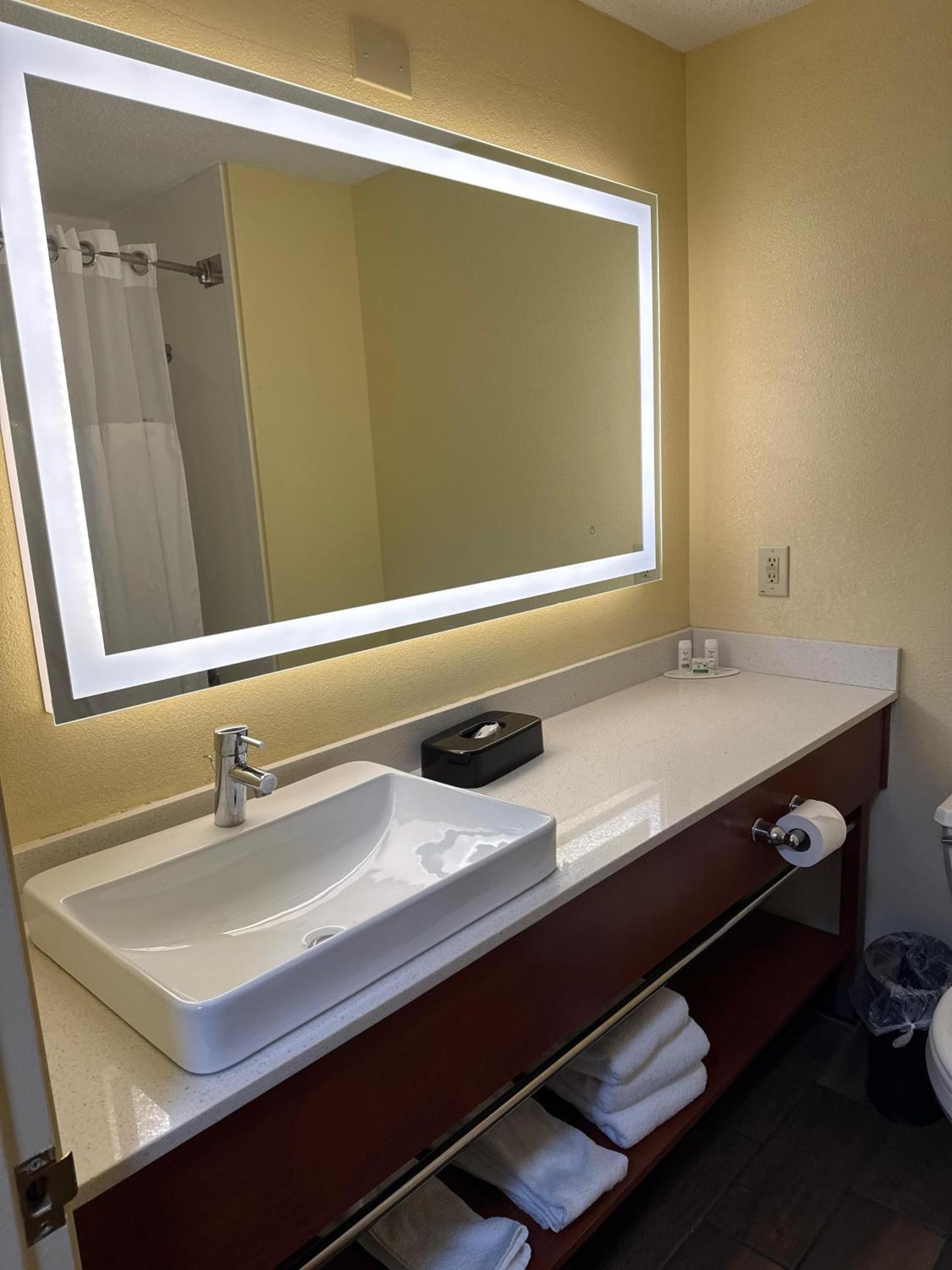 Baymont By Wyndham Mishawaka South Bend Area Hotel Ngoại thất bức ảnh
